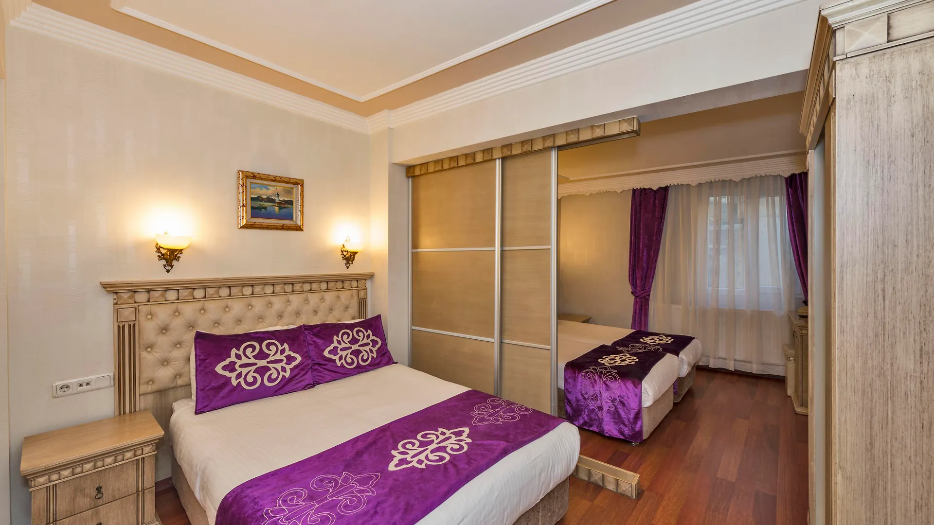 Istanbul Holiday Hotel
