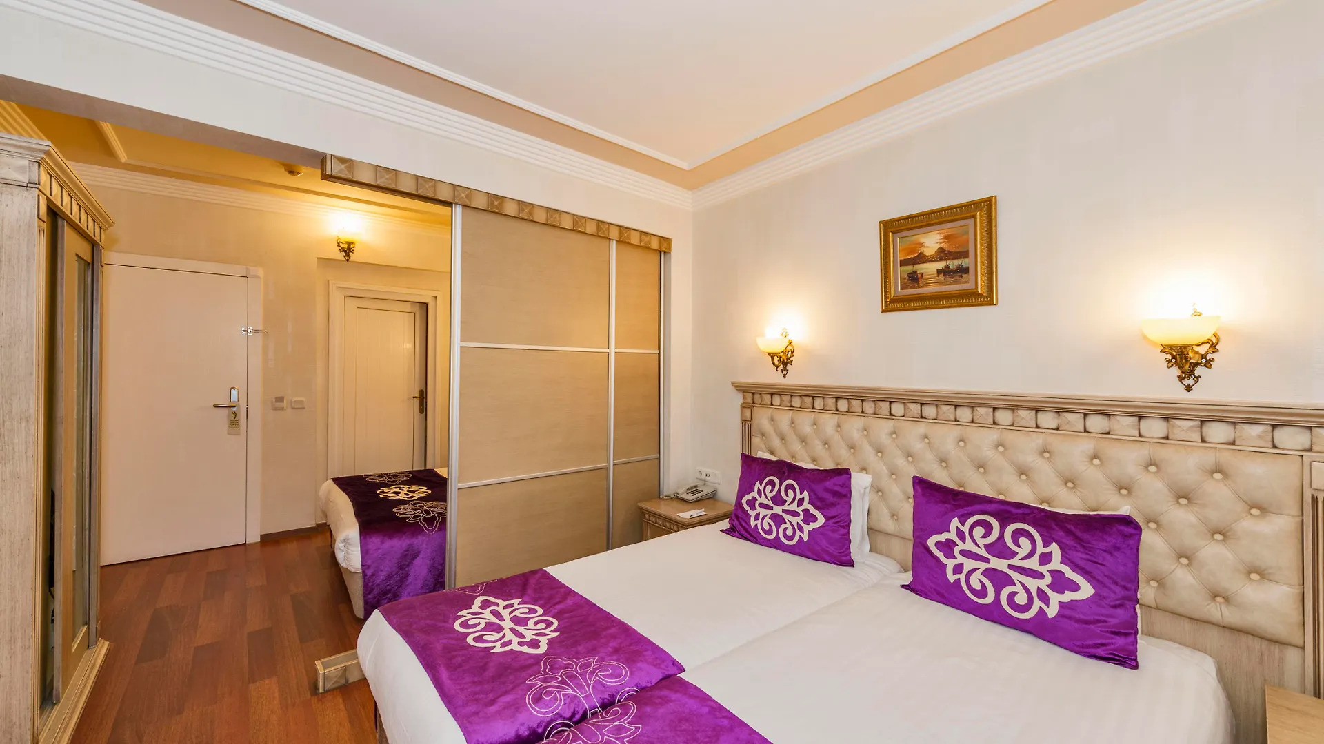Istanbul Holiday Hotel