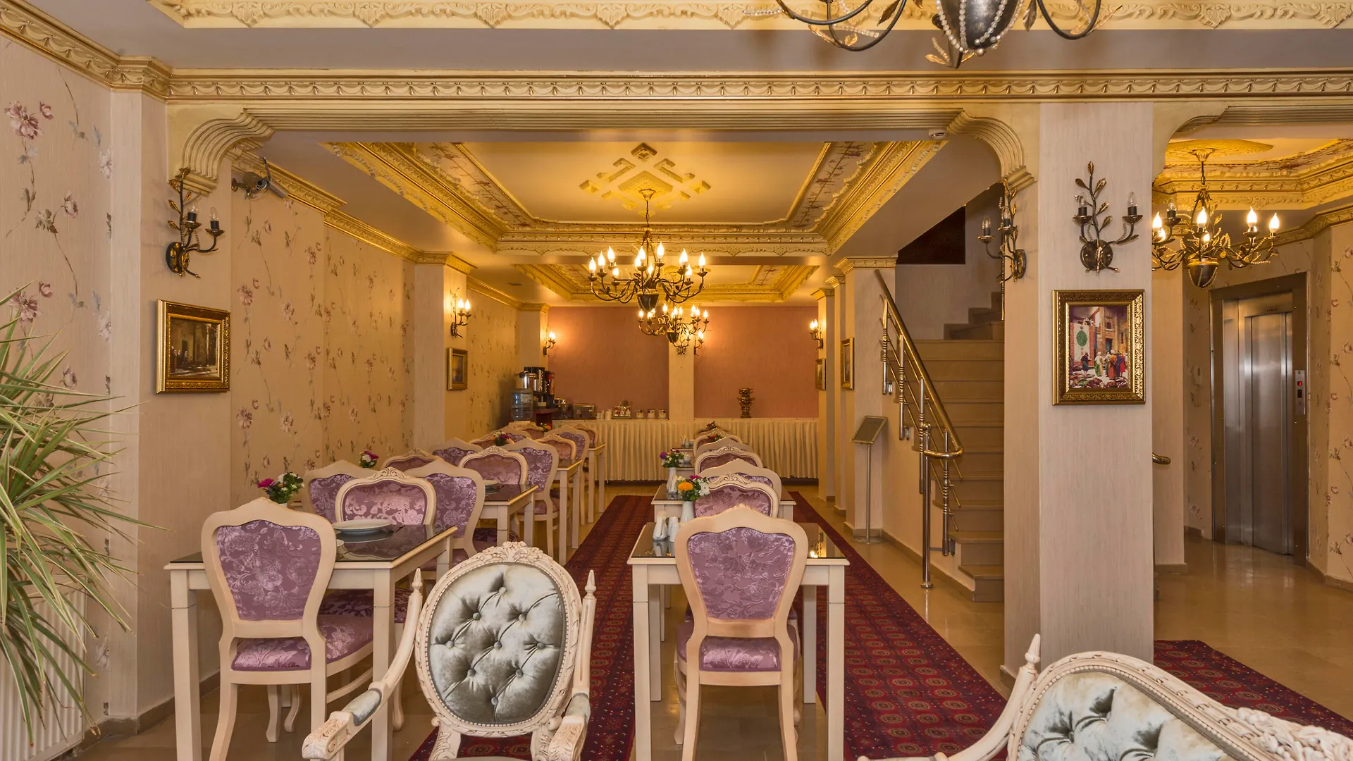 Istanbul Holiday Hotel