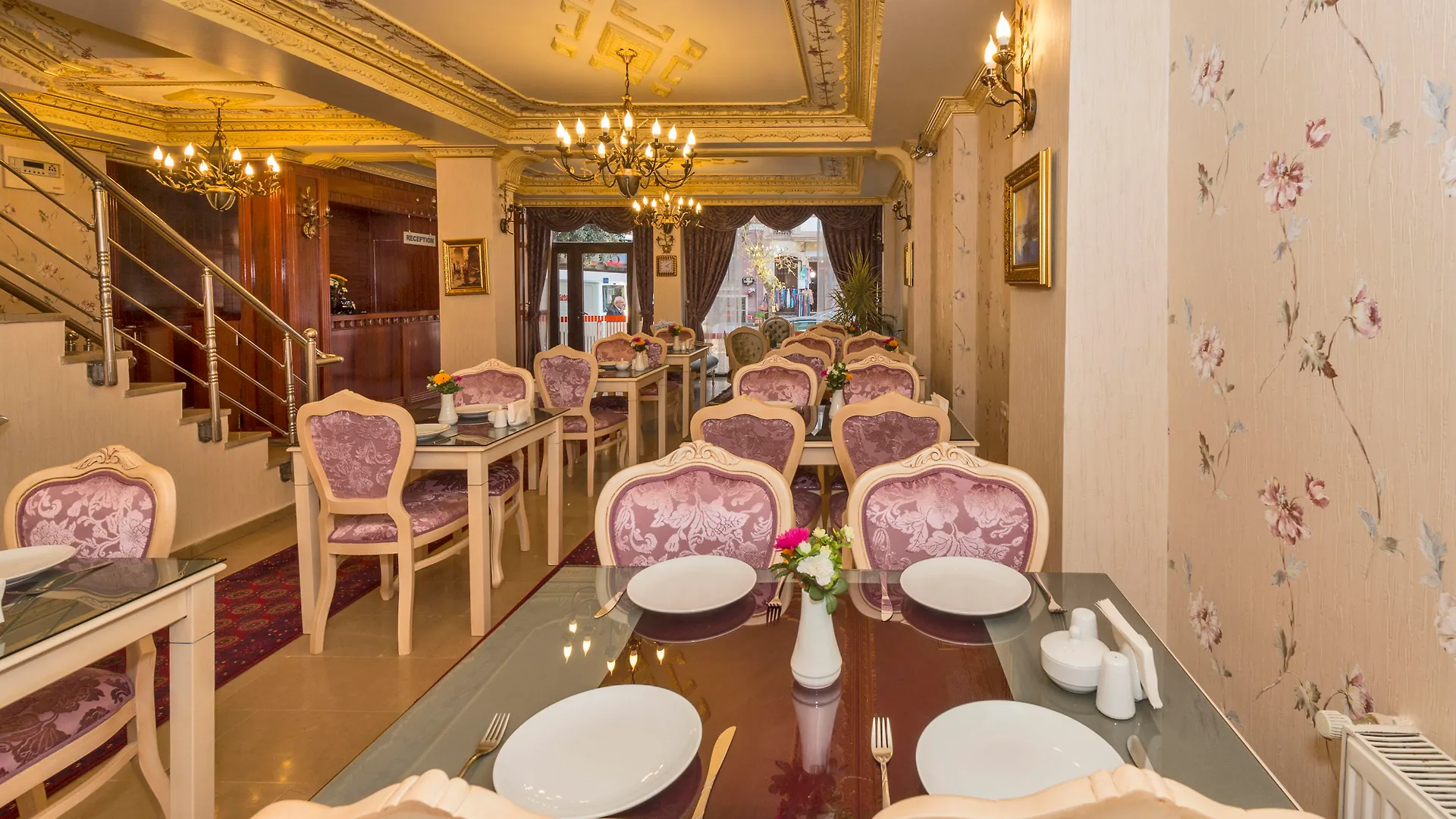 Istanbul Holiday Hotel Turkey
