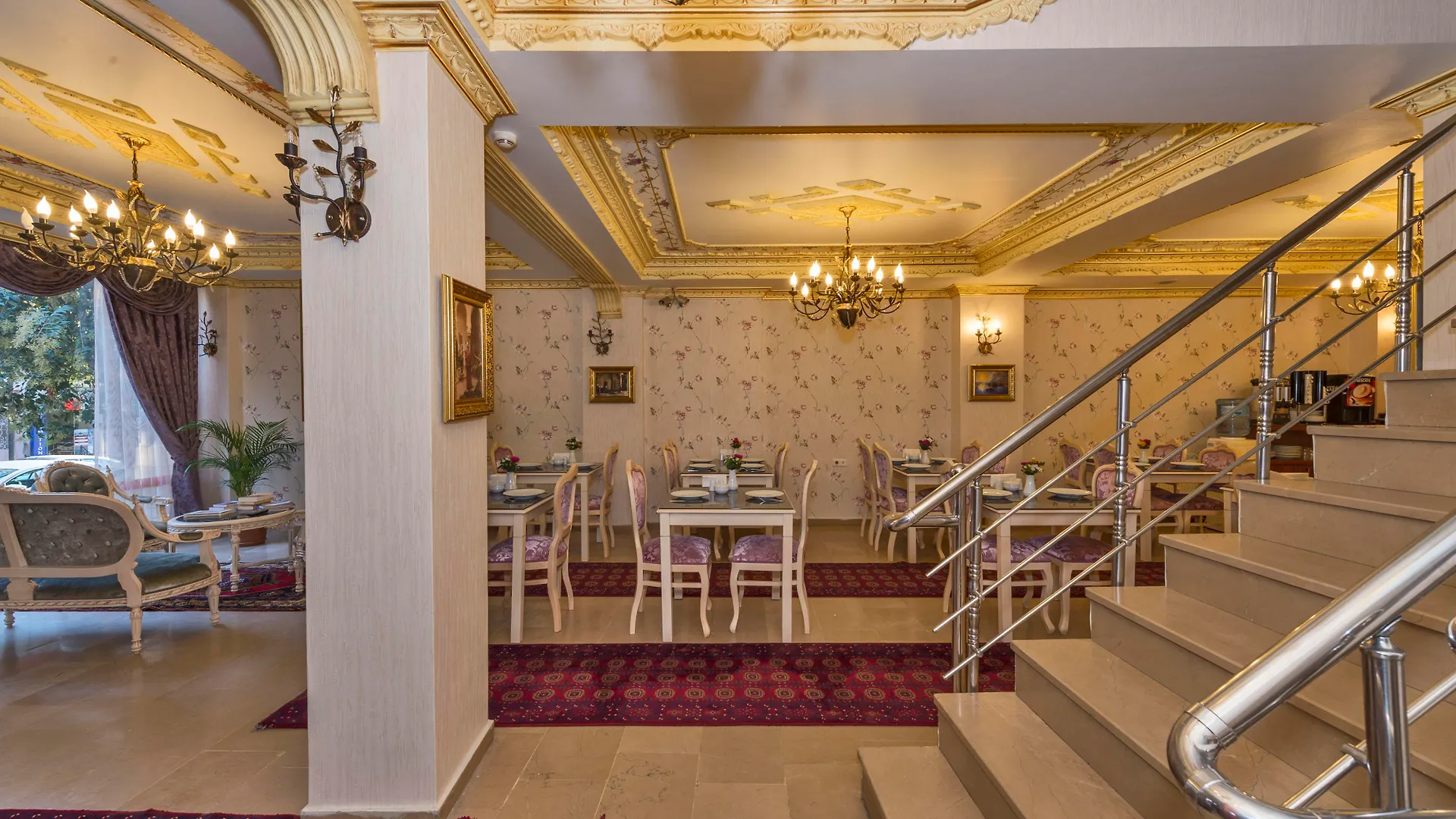 Istanbul Holiday Hotel