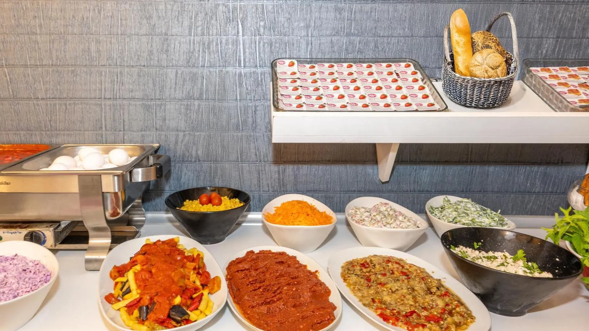 Istanbul Holiday Hotel Turkey