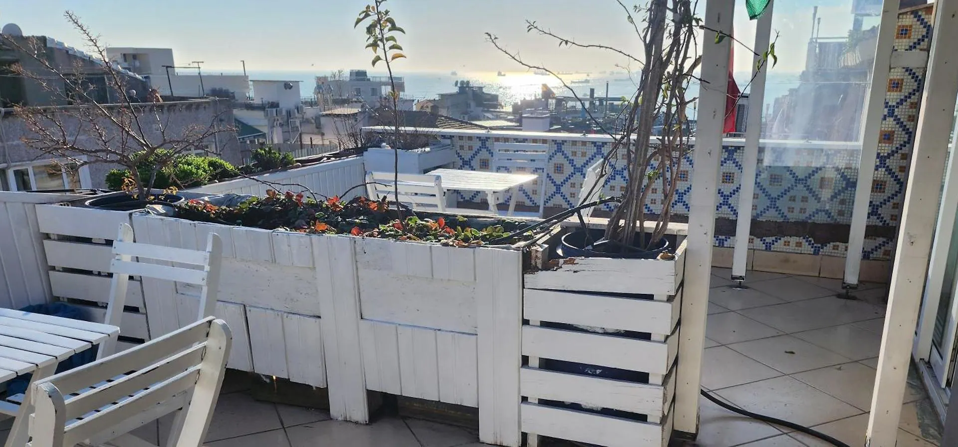 Istanbul Holiday Hotel 3*,