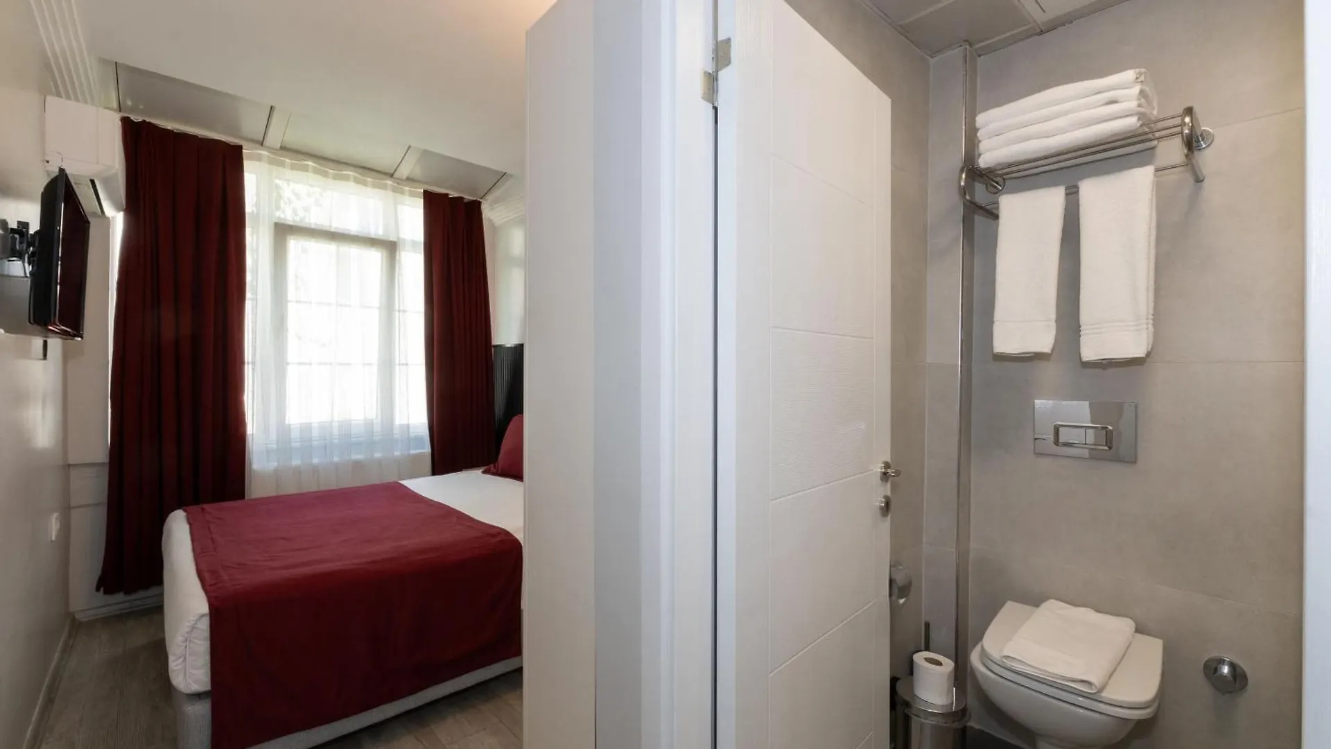 Istanbul Holiday Hotel