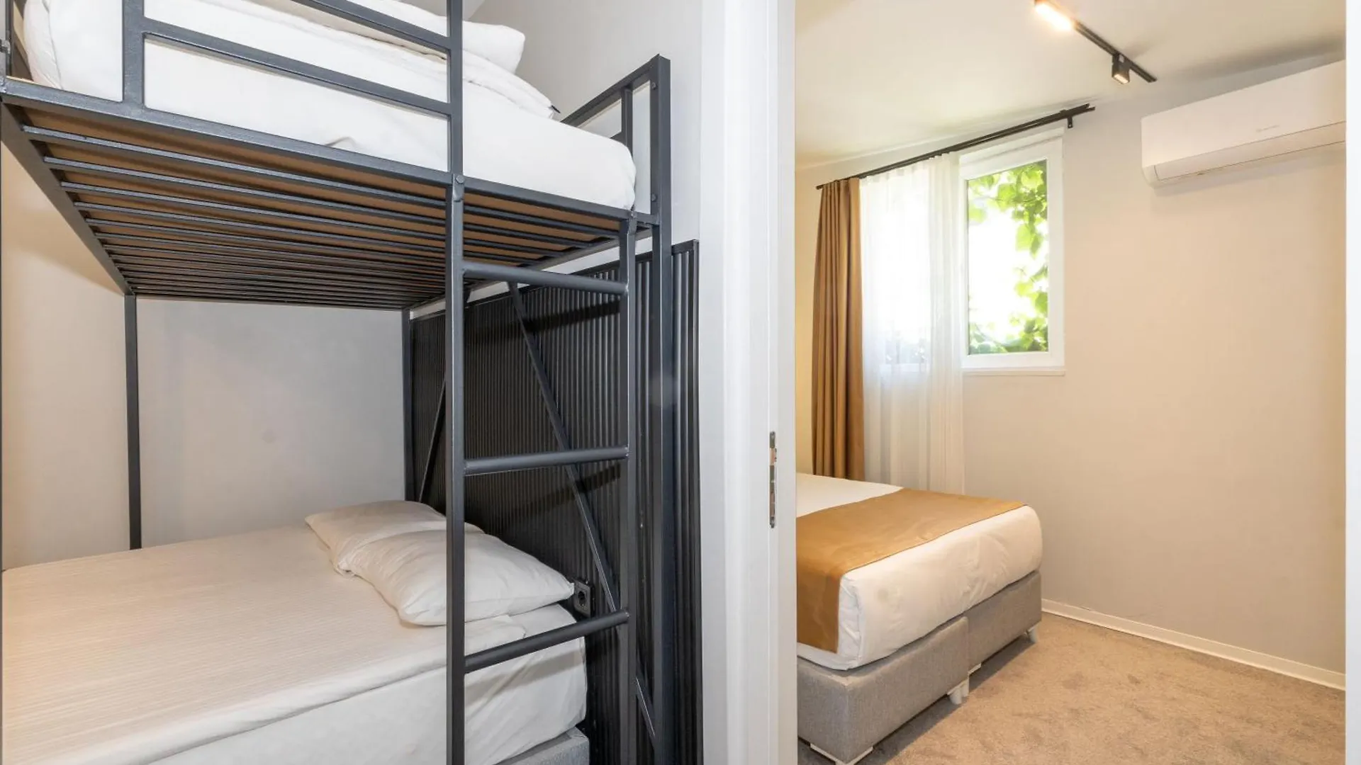 Istanbul Holiday Hotel