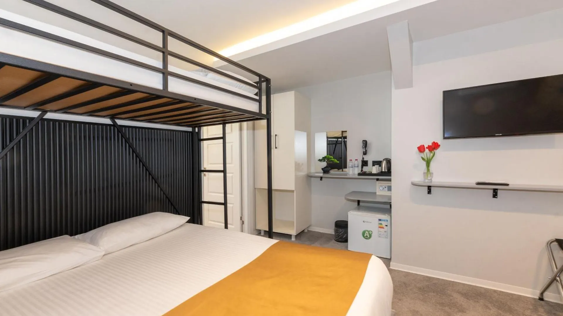 ***  Istanbul Holiday Hotel Турция