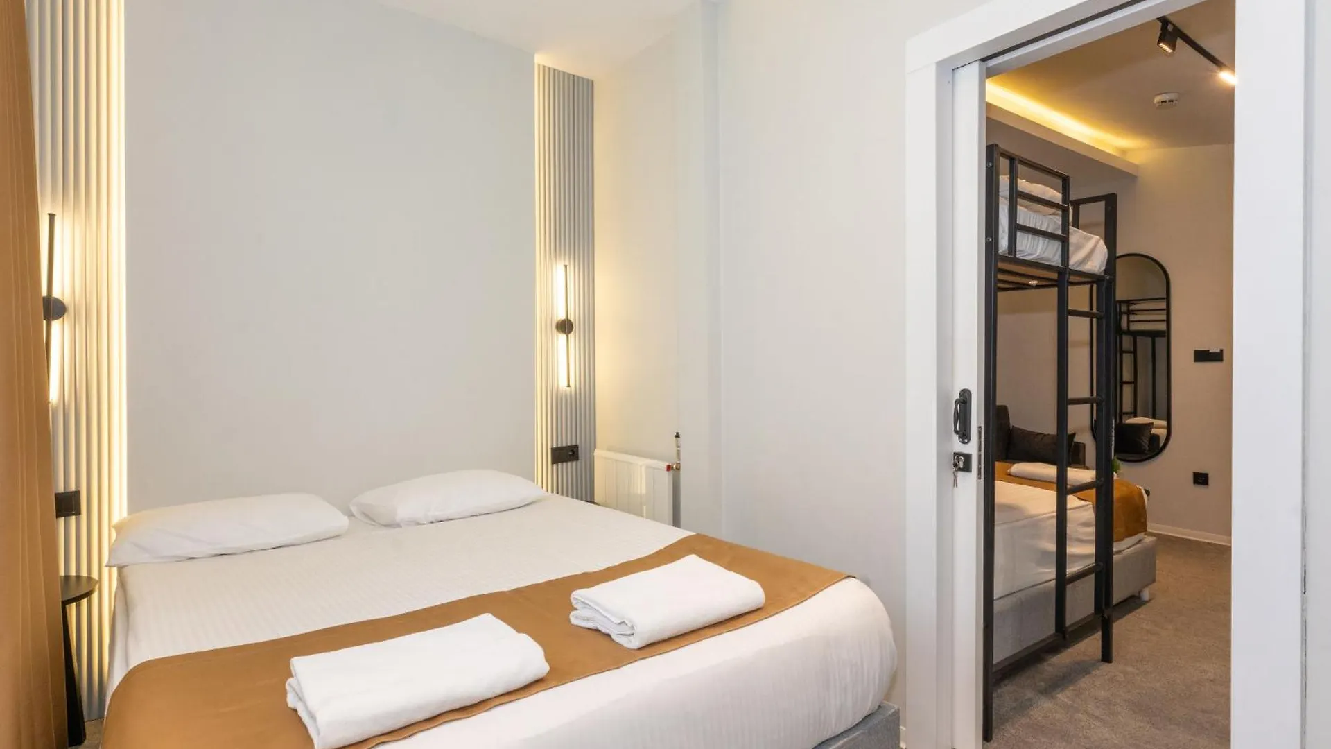 Istanbul Holiday Hotel