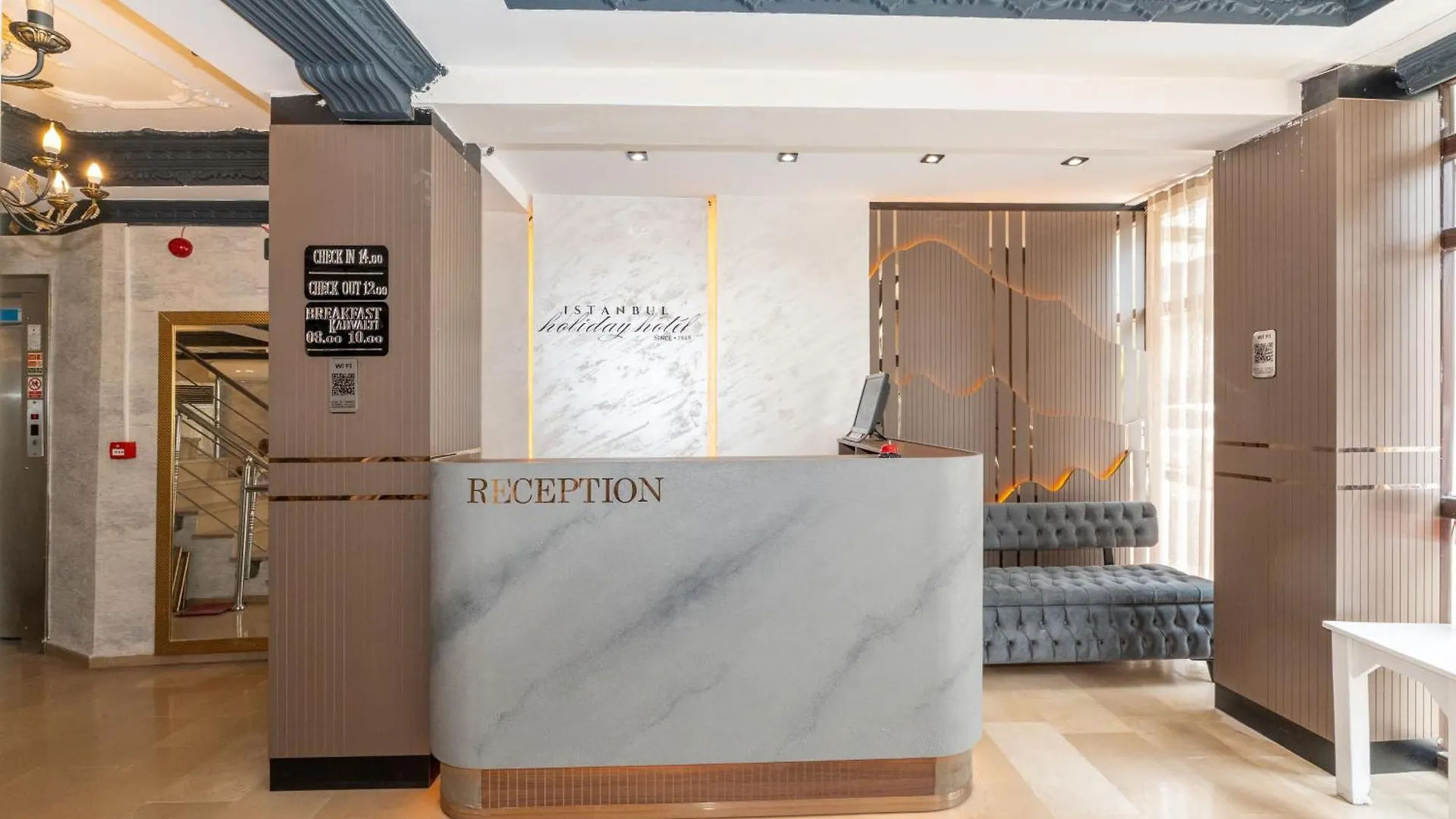 Istanbul Holiday Hotel 3*,