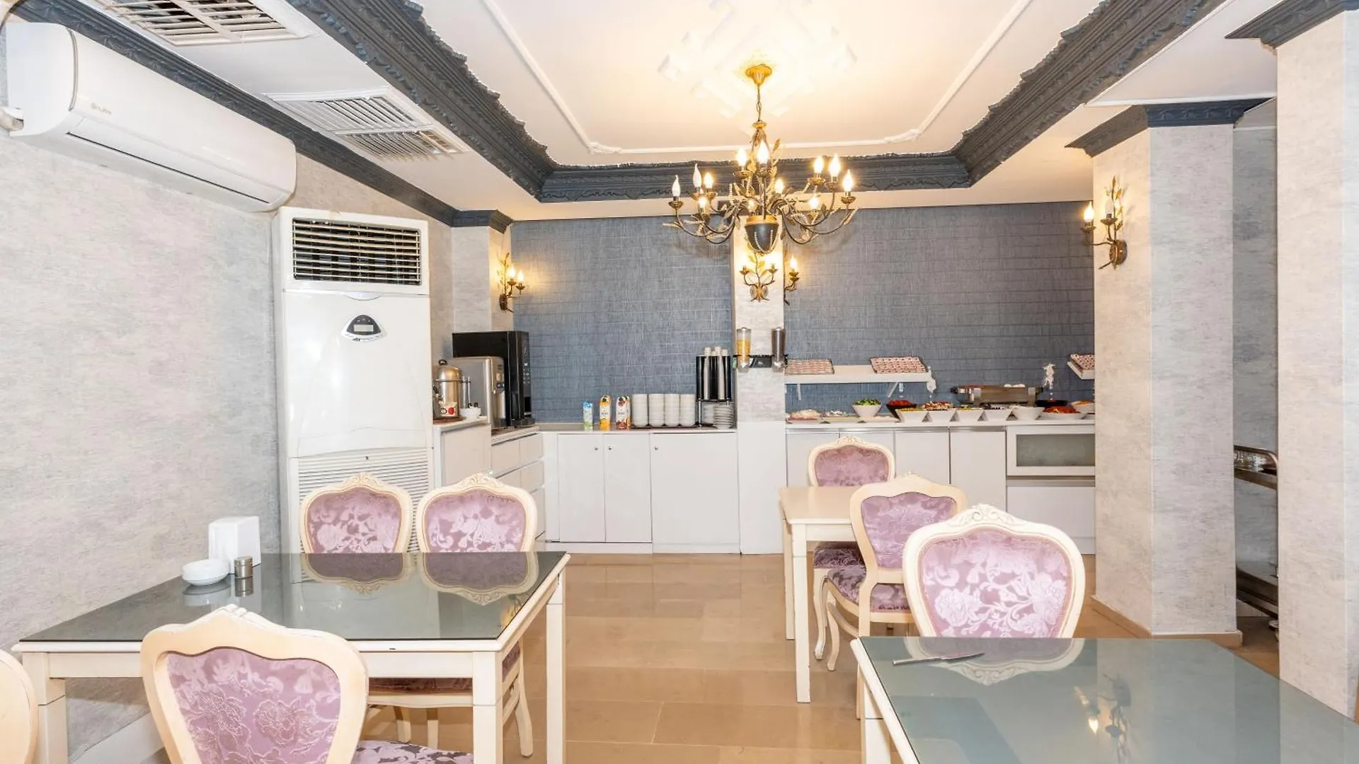 Istanbul Holiday Hotel